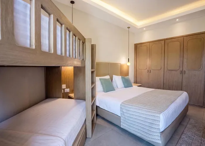 Sunrise Aqua Joy 4*